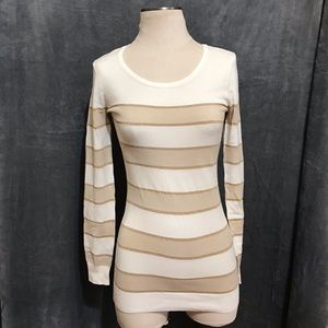 Guess woman’s long sleeves sweater size M